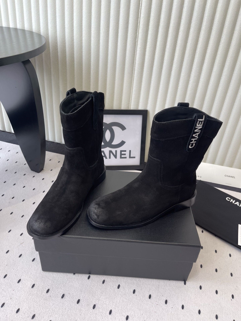 Ch**el boots